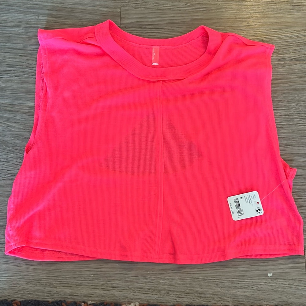 BNWT free people infinite muscle tee flamingo fizz size M